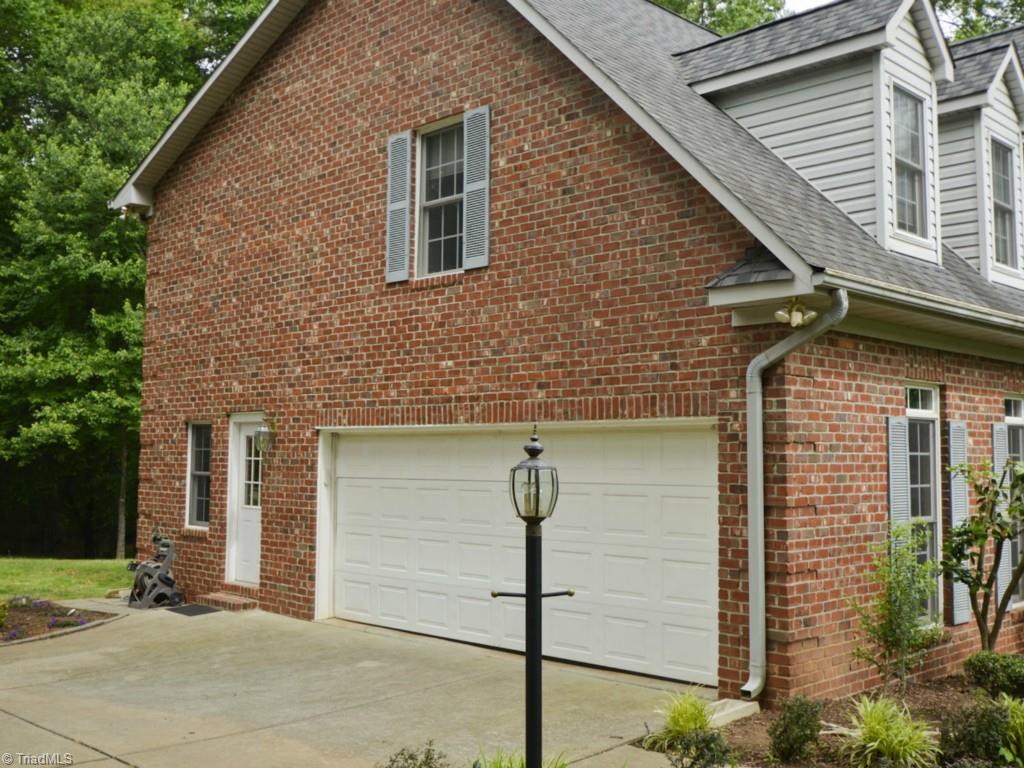 1795 Ridge Oaks Drive Oak Ridge, NC 27310 - Photo 2 of 30