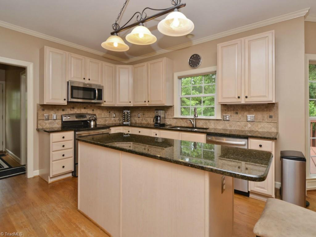 1795 Ridge Oaks Drive Oak Ridge, NC 27310 - Photo 15 of 30