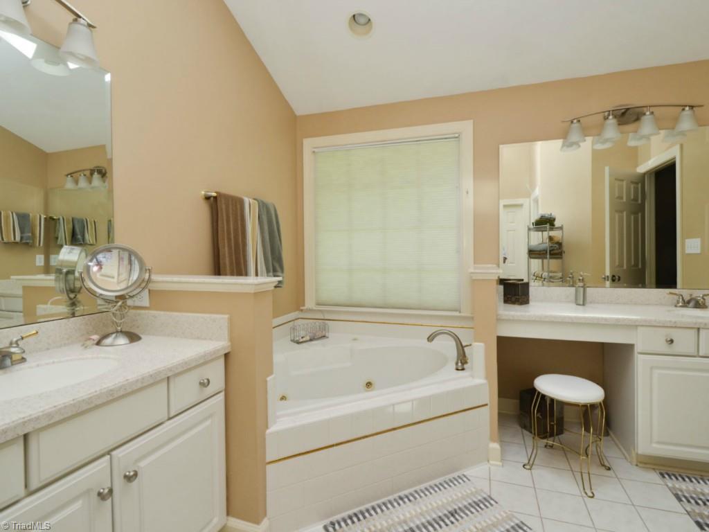 1795 Ridge Oaks Drive Oak Ridge, NC 27310 - Photo 27 of 30