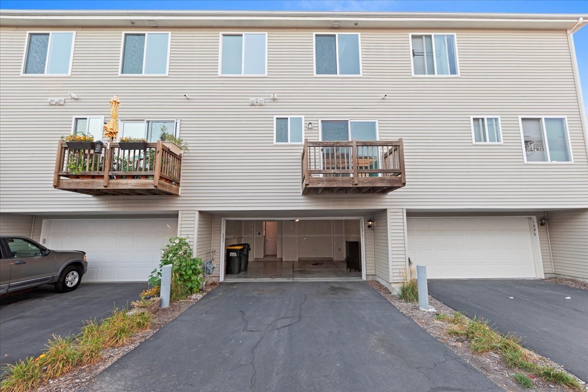 1092 Sapphire Lane Pingree Grove, IL 60140 - Photo 17 of 21 a front view of a house with yard