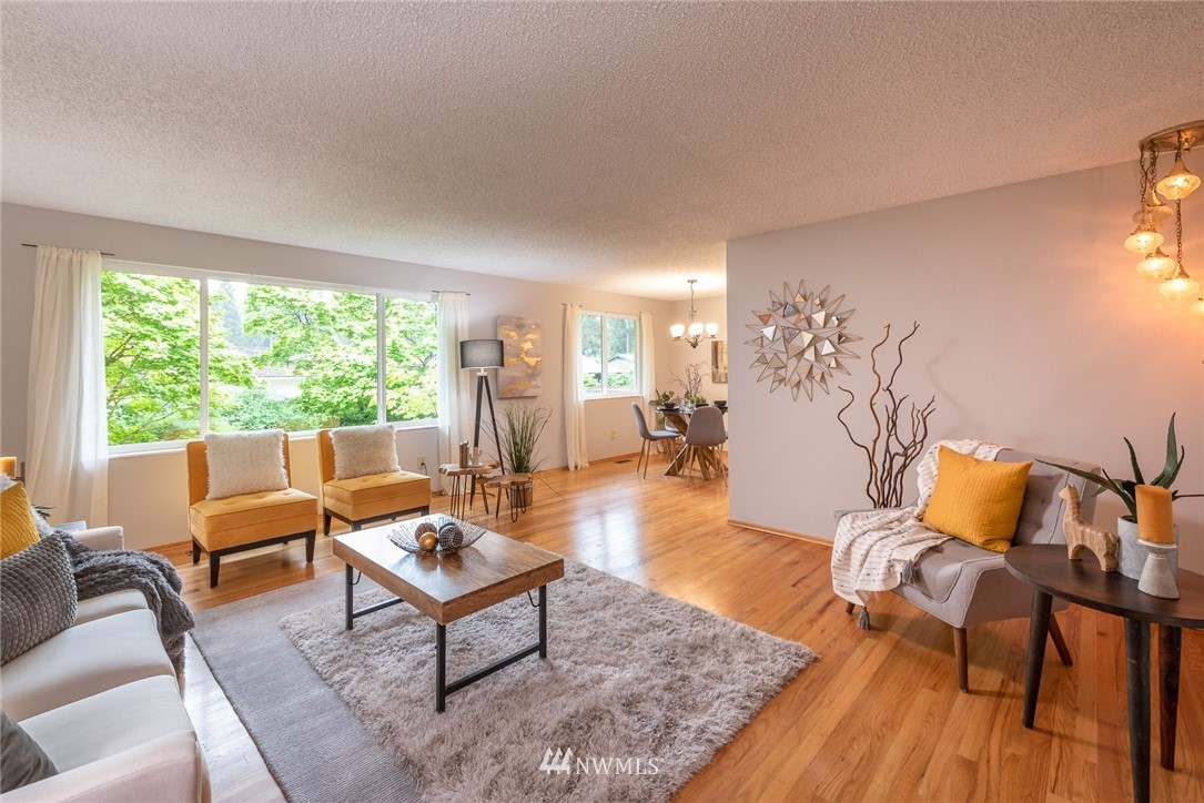 14522 164th Place Southeast Renton, WA 98059 - Photo 4 of 40 Gallery Image 4