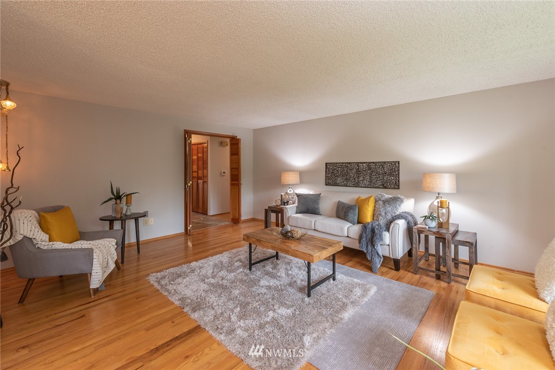 14522 164th Place Southeast Renton, WA 98059 - Photo 5 of 40 Gallery Image 5