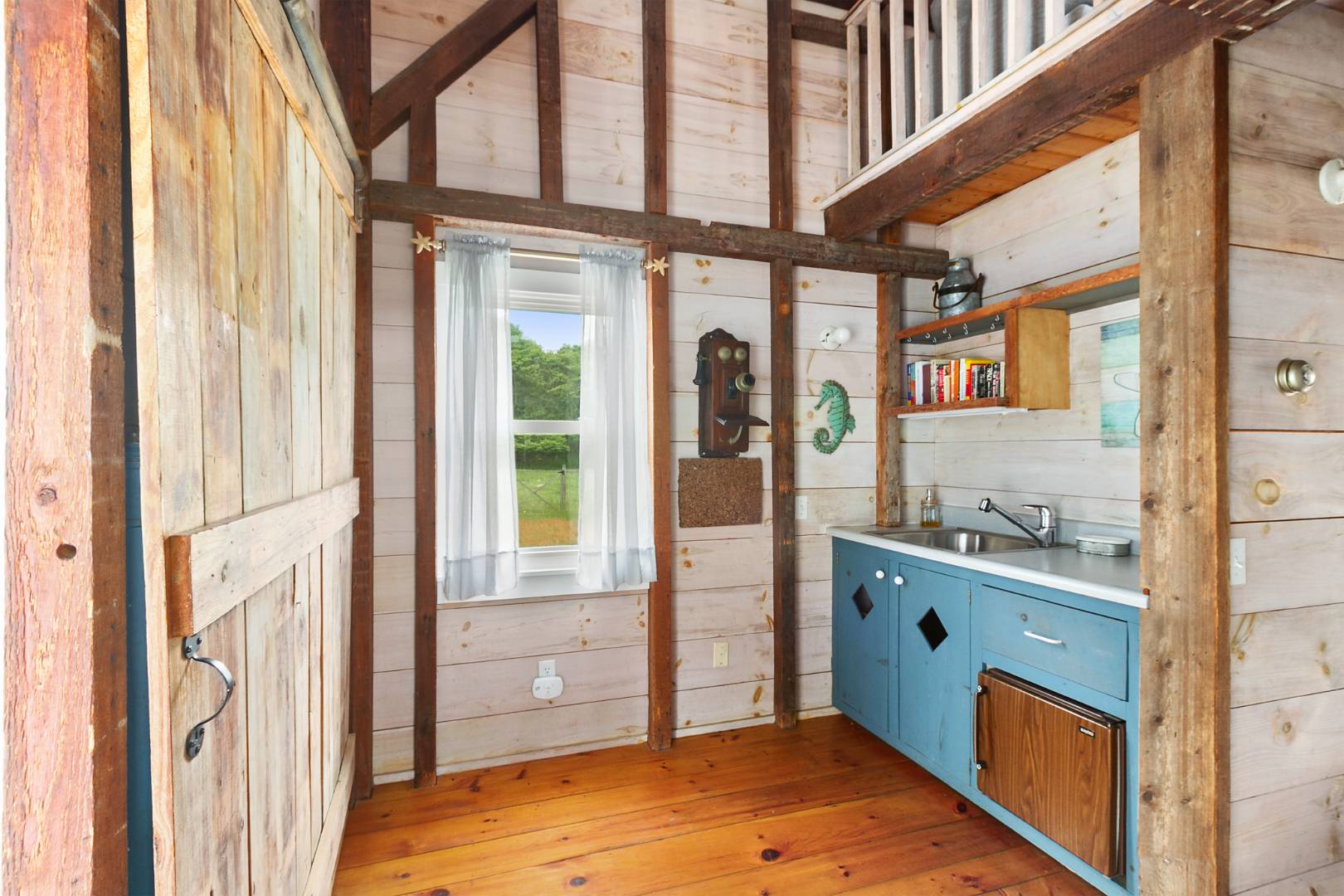 7 Town Line Road Wainscott, NY 11975 - Photo 15 of 17