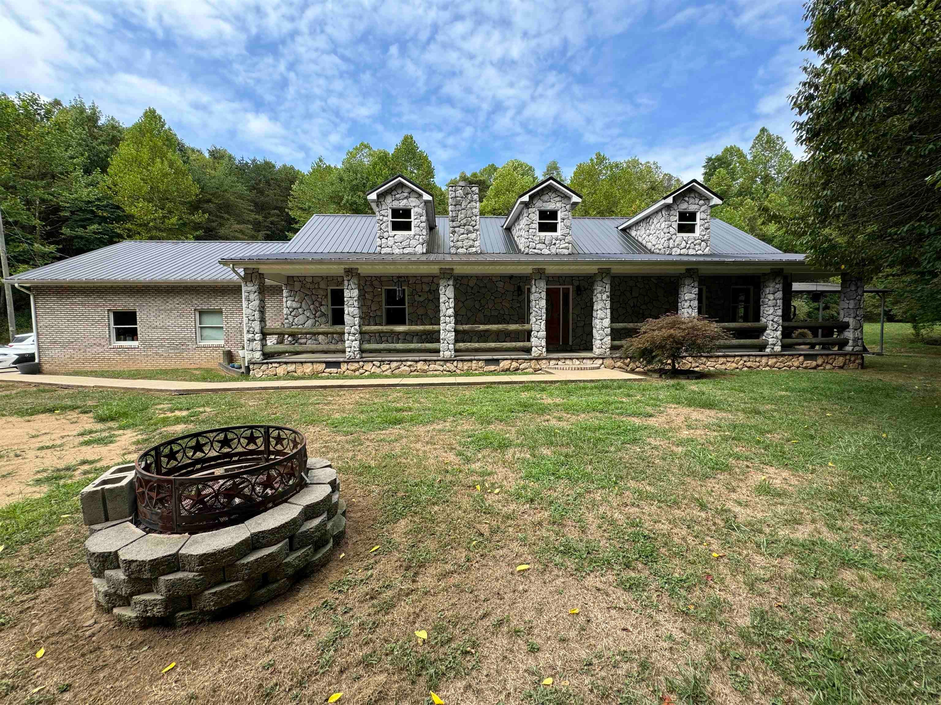 337 Pyles Branch Road Wayne, WV 25570 - Photo 1 of 31 Gallery Image 1