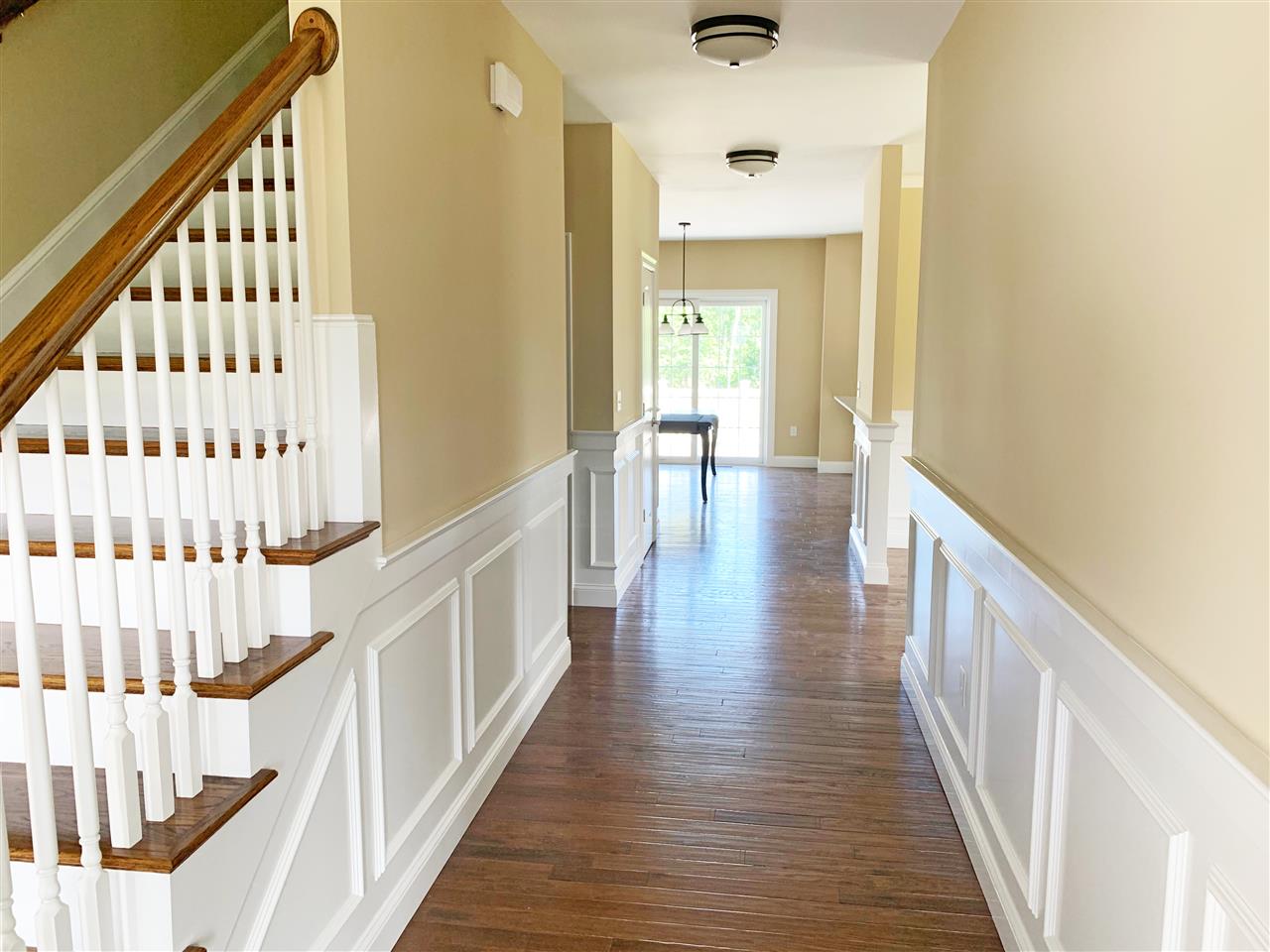 4 Schoolhouse Road, Unit 26 Londonderry, NH 03053 - Photo 1 of 16
