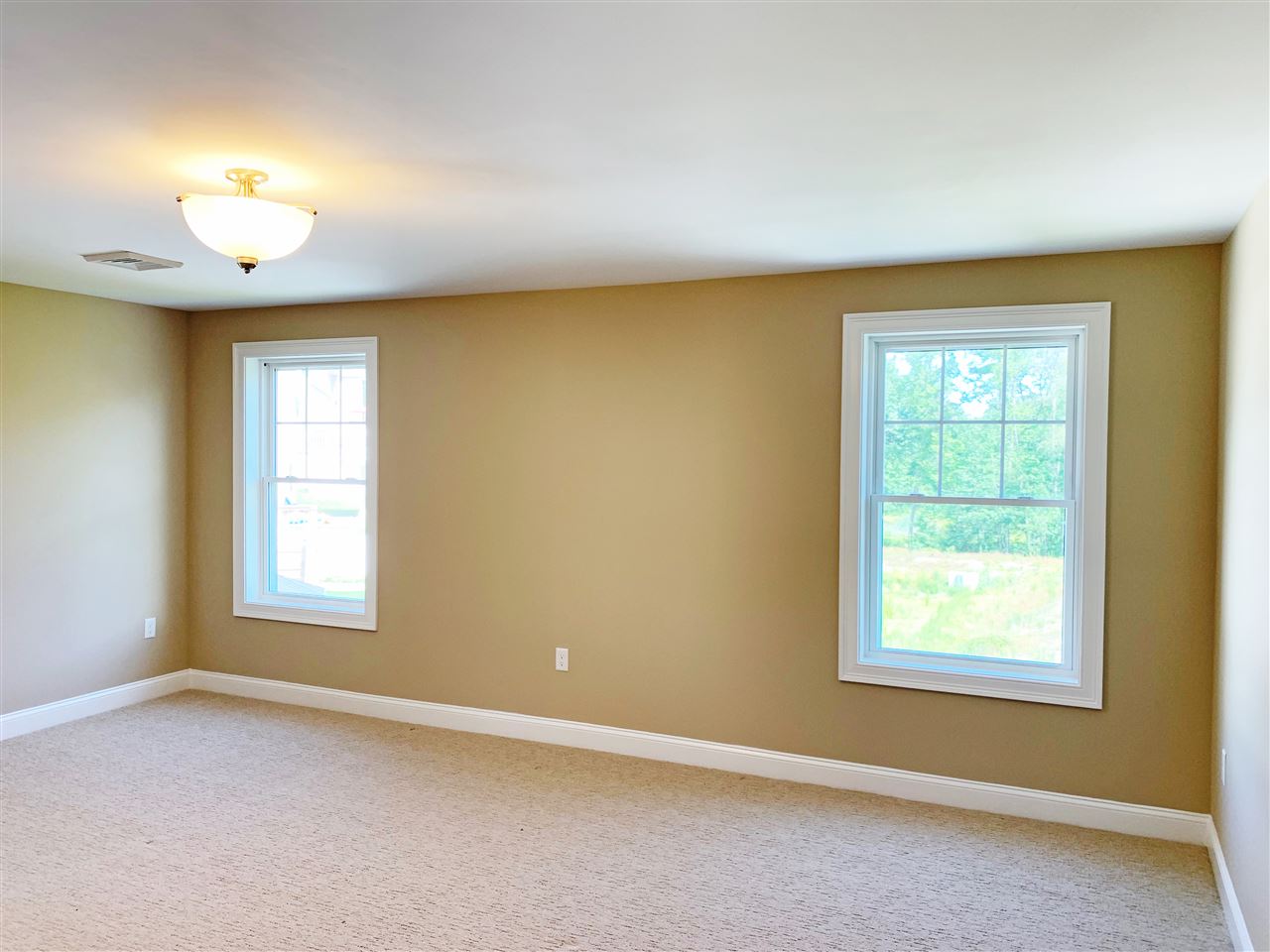 4 Schoolhouse Road, Unit 26 Londonderry, NH 03053 - Photo 7 of 16