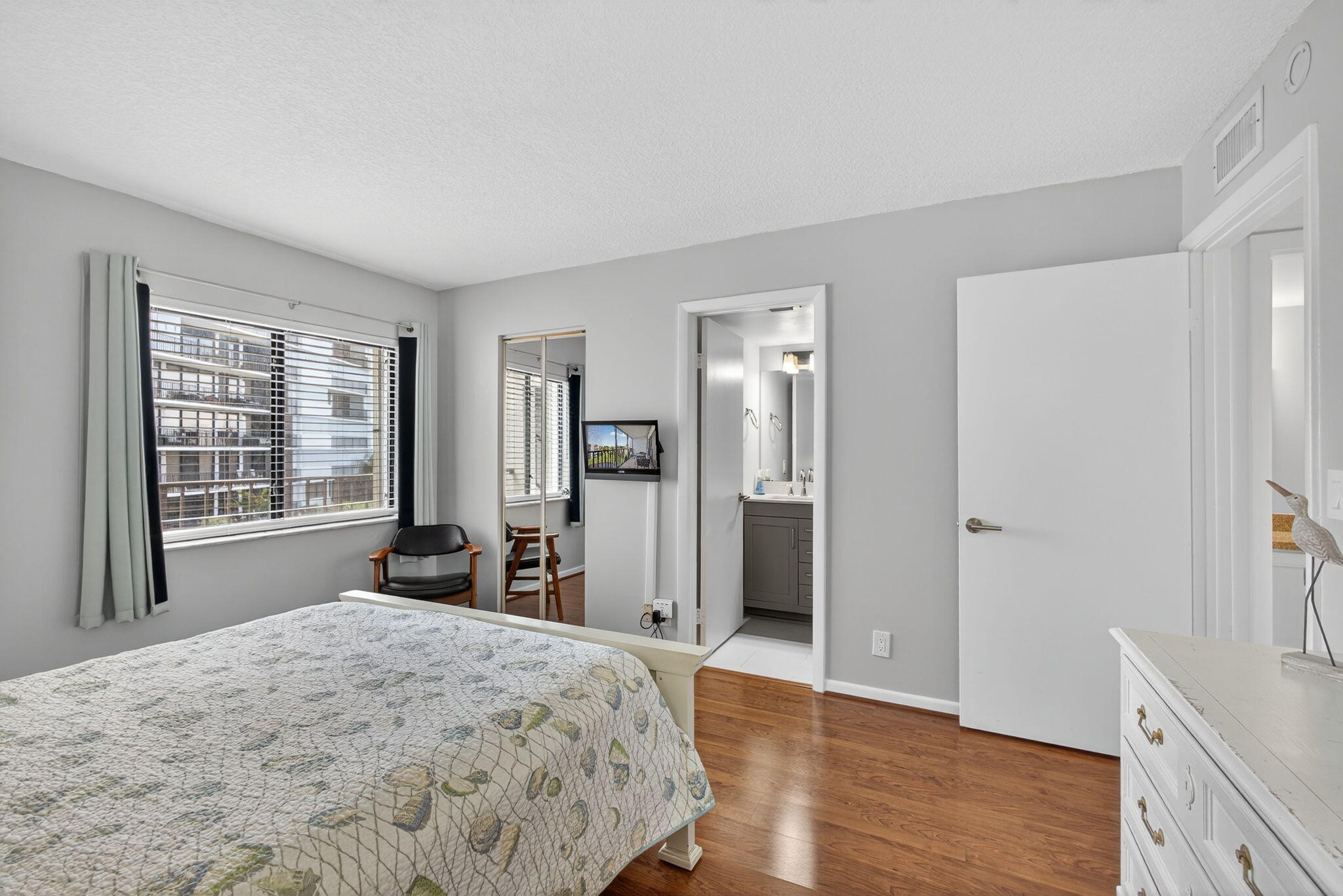 1605 Highway 1, Unit A407 Jupiter, FL 33477 - Photo 21 of 44 Primary Bedroom