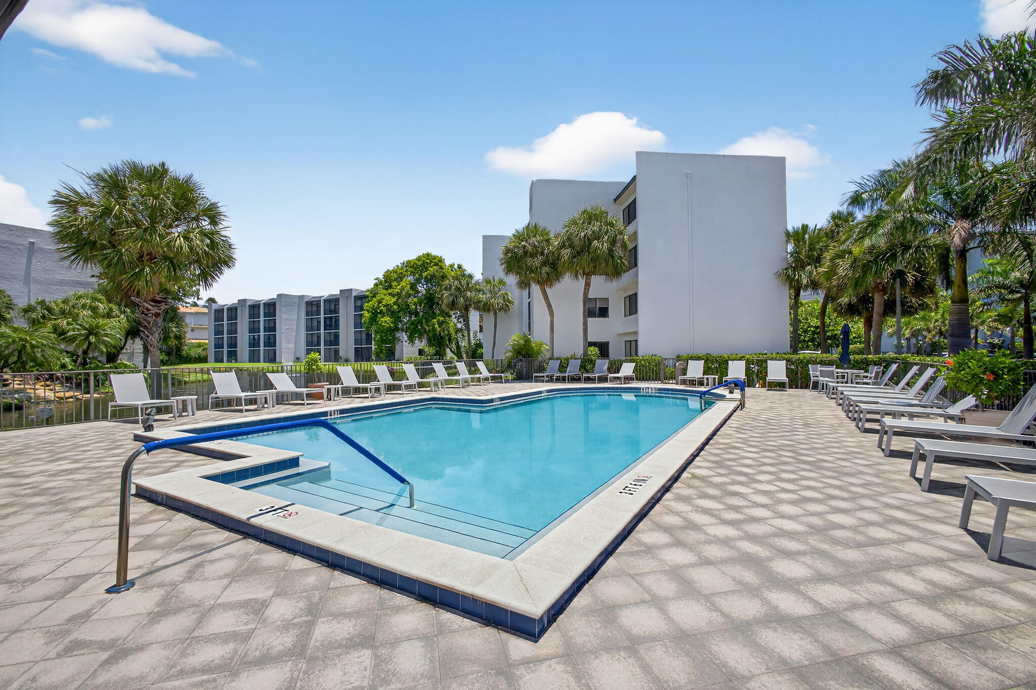 1605 Highway 1, Unit A407 Jupiter, FL 33477 - Photo 36 of 44 JORC Pool