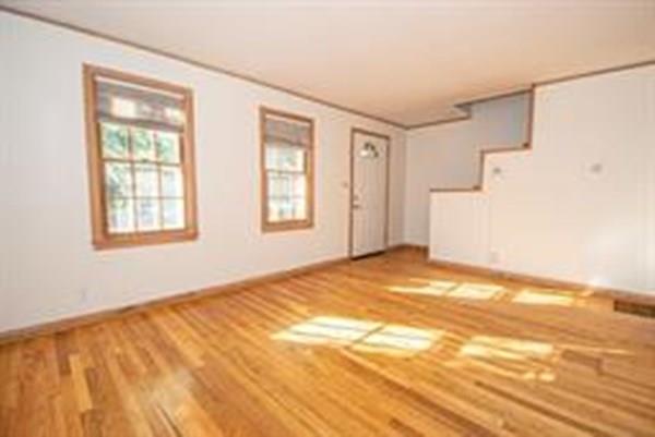 49 Arden Street Springfield, MA 01118 - Photo 3 of 14 Gallery Image 3