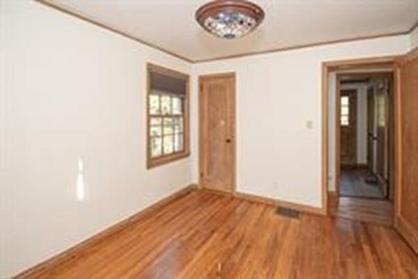 49 Arden Street Springfield, MA 01118 - Photo 5 of 14 Gallery Image 5