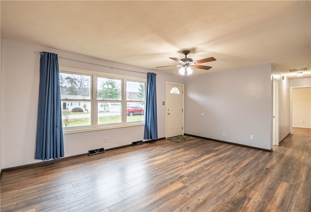 207 Wayside Avenue Decatur, IL 62521 - Photo 6 of 19
