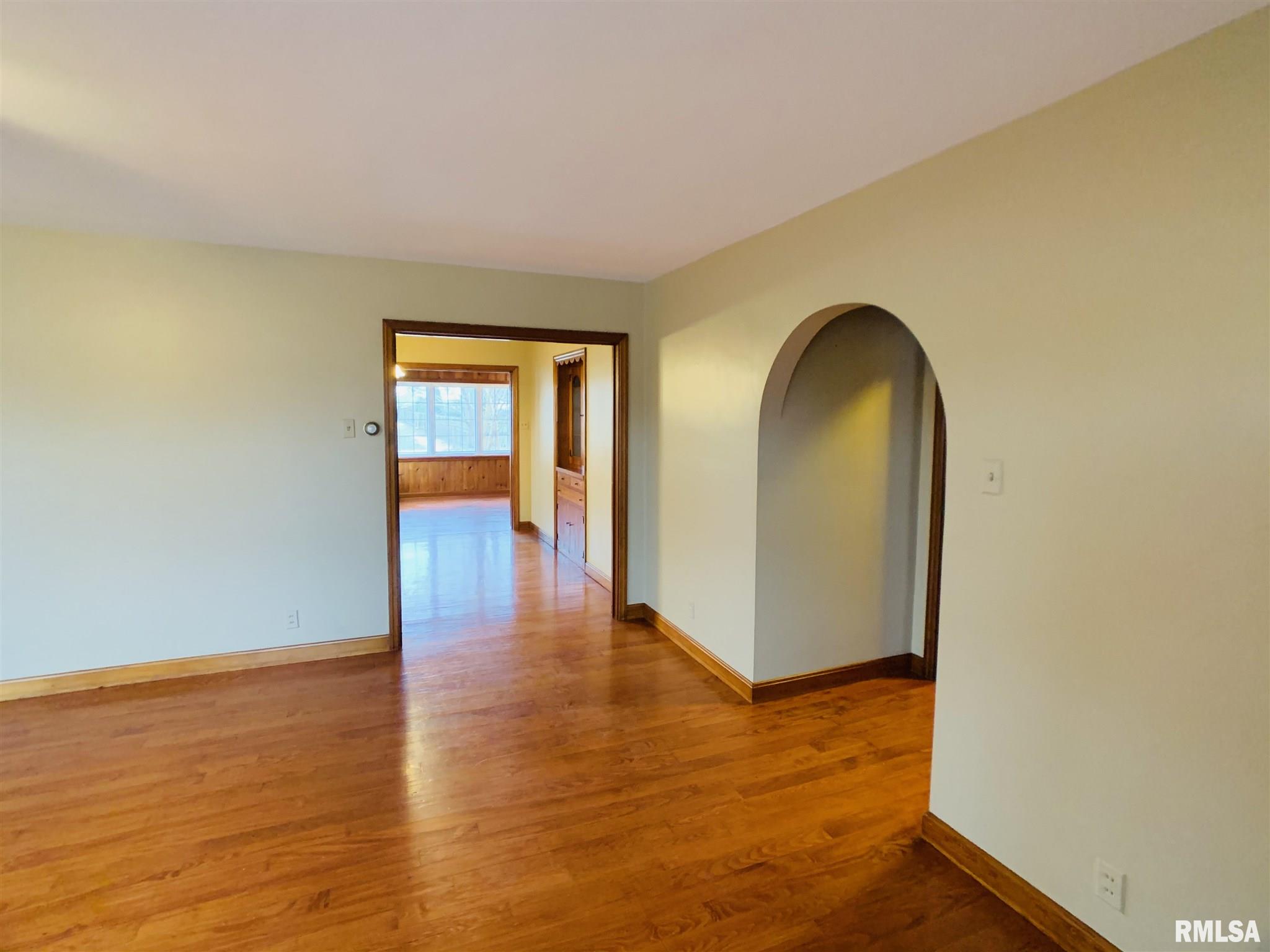 814 East Main Street Ridgway, IL 62979 - Photo 10 of 18