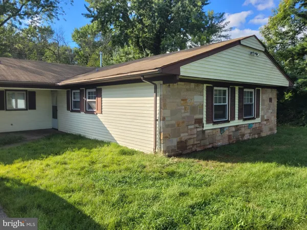 $2,750 | 47 Holstone Lane, Willingboro, NJ 08046