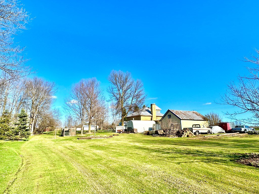 E5494 County Road South Algoma, WI 54201 - Photo 4 of 32