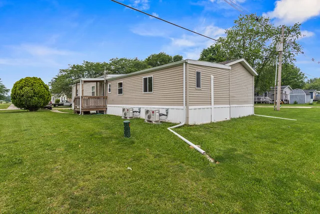 $32,000 | 166 Randolph Street, Mahomet, IL 61853
