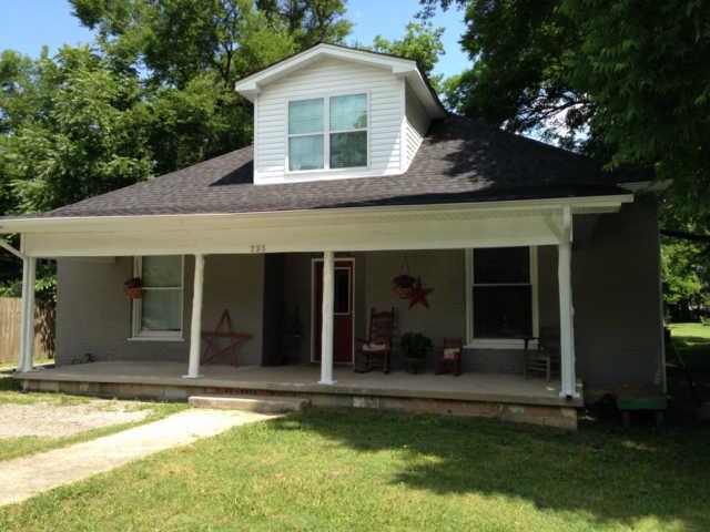 235 West Spring Street Lebanon, TN 37087 - Photo 1 of 20 This fabulous Brick