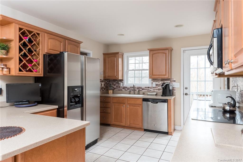 888 Lloyd White Road Clover, SC 29710 - Photo 5 of 24
