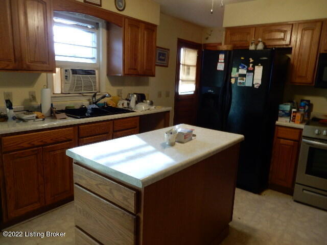 111 West Beechgrove Road Lebanon Junction, KY 40150 - Photo 6 of 15 DSCN6939