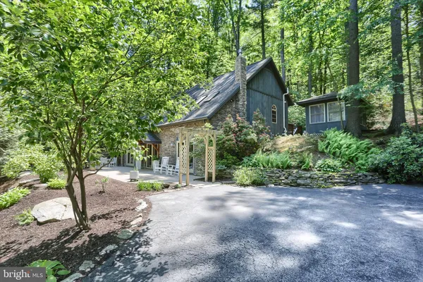 $479,900 | 90 Maryland Avenue, Aspers, PA 17304