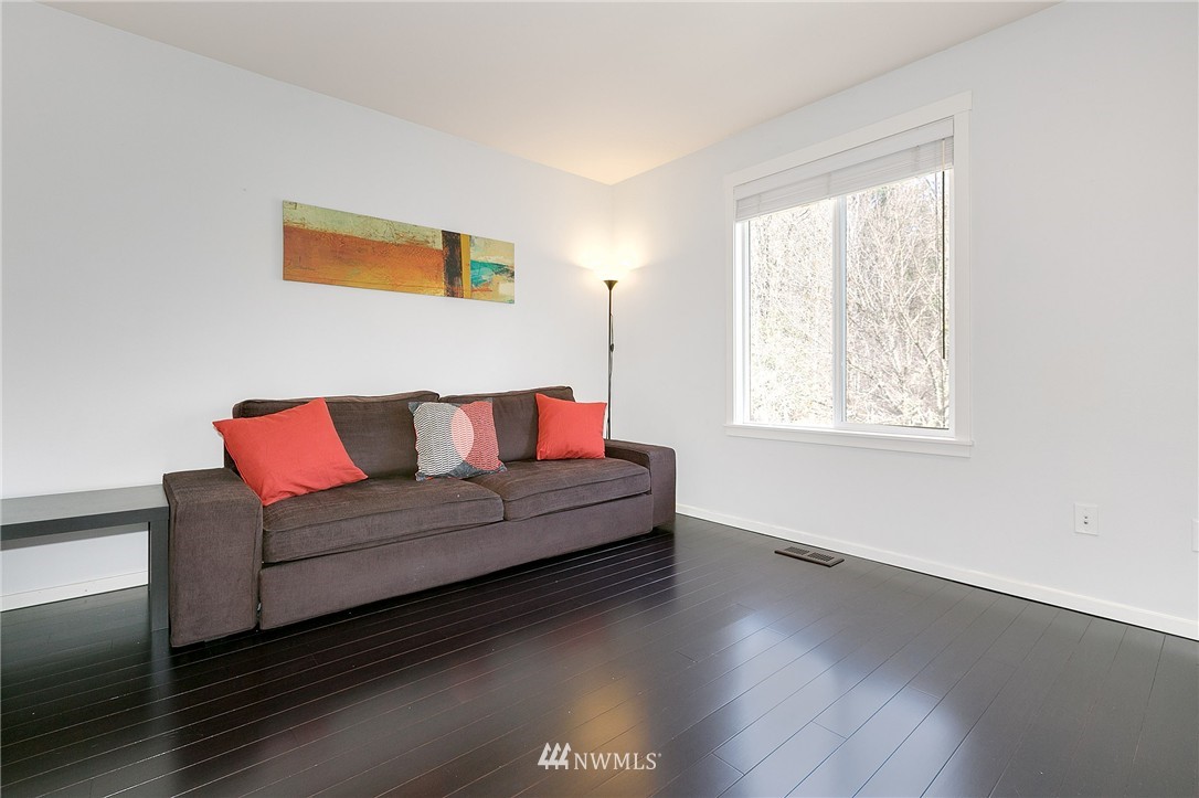 17148 Parkside Way Southeast Renton, WA 98058 - Photo 14 of 25 Gallery Image 14