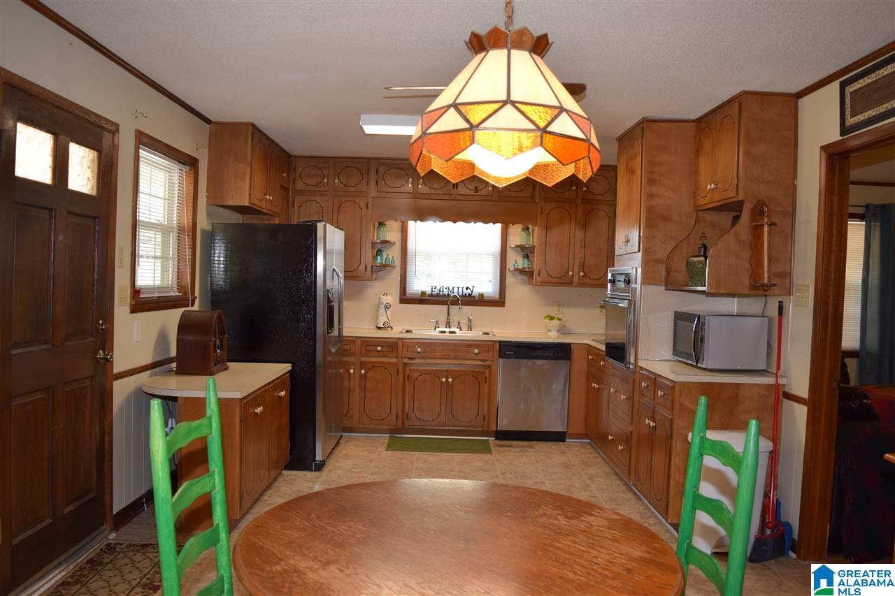 635 Robbins Road Hayden, AL 35079 - Photo 21 of 48