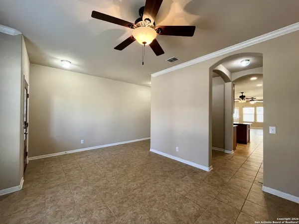 $1,895 | 5117 Black Horse, Schertz, TX 78108