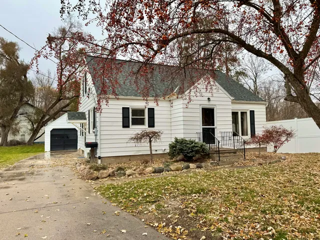 $320,000 | 243 Grove Street, Coopersville, MI 49404