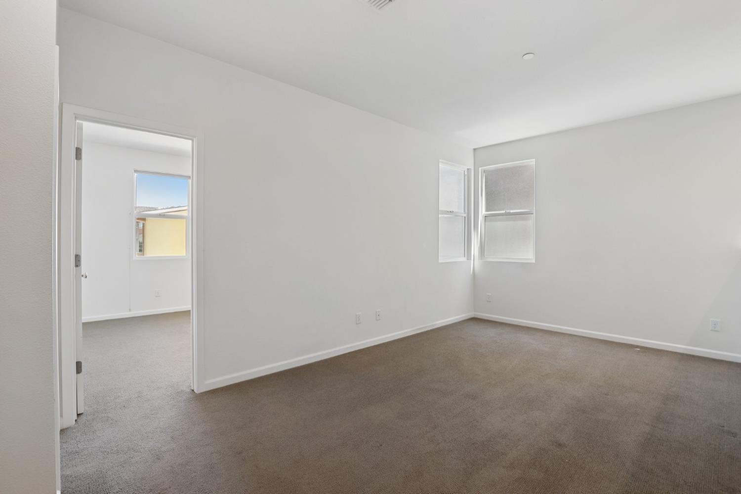 839 Graphite Lane West Sacramento, CA 95691 - Photo 15 of 37