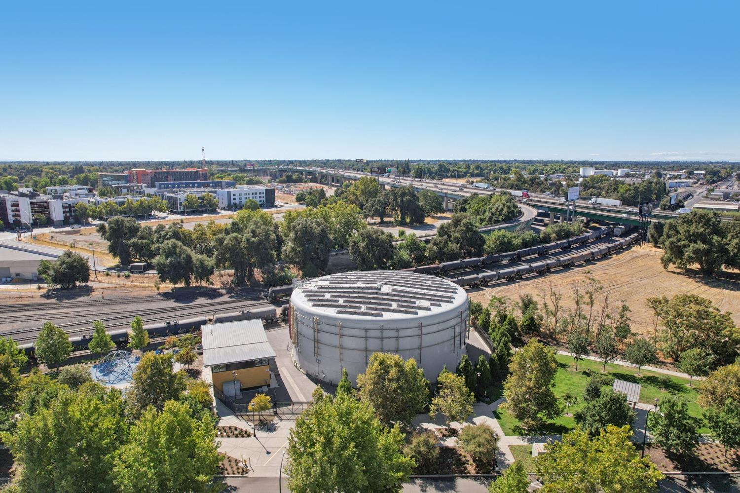 839 Graphite Lane West Sacramento, CA 95691 - Photo 31 of 37