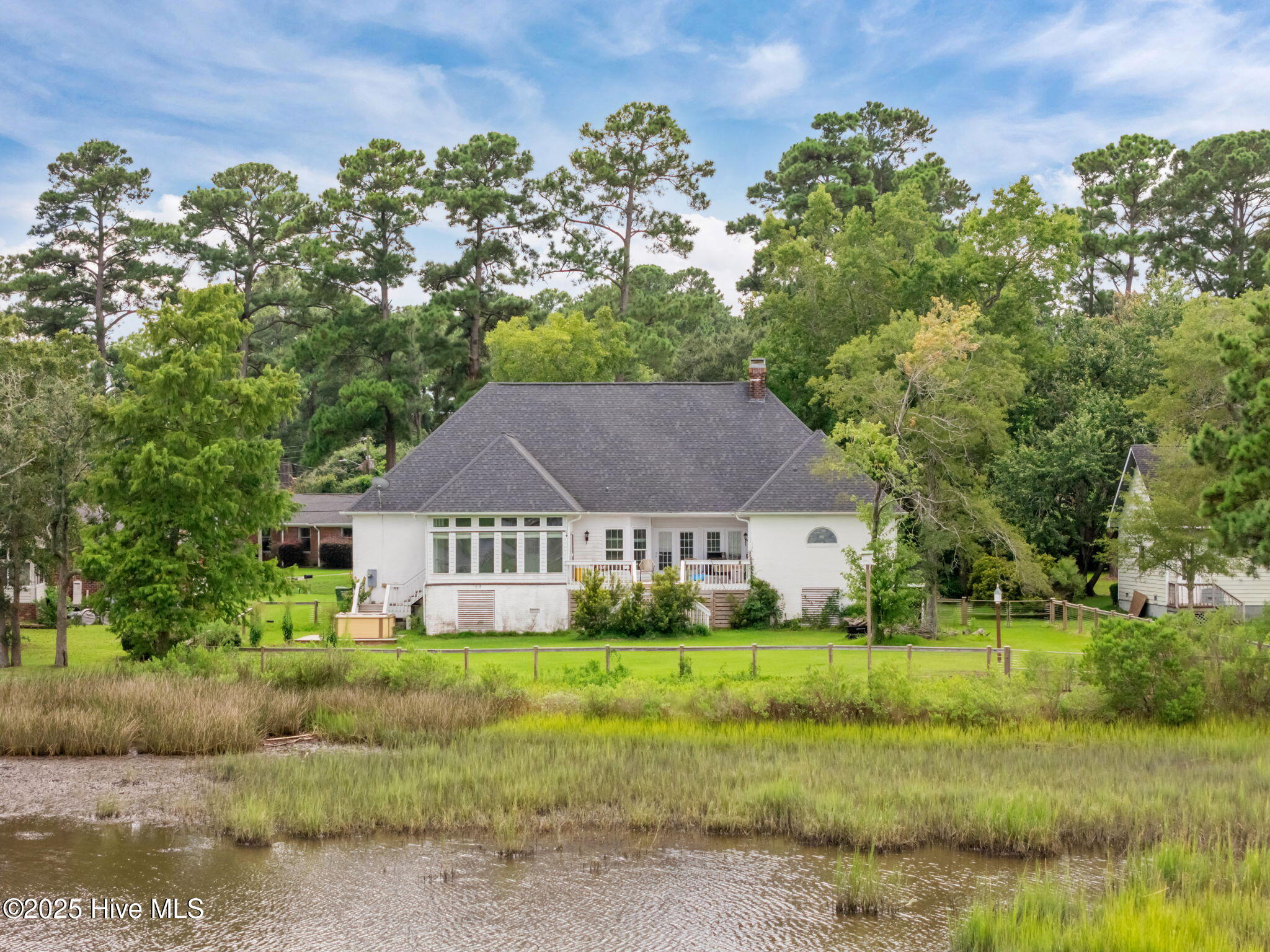 406 Buccaneer Road Wilmington, NC 28409 - Photo 12 of 24 13-web-or-mls-DJI_20250813141457_0142_D