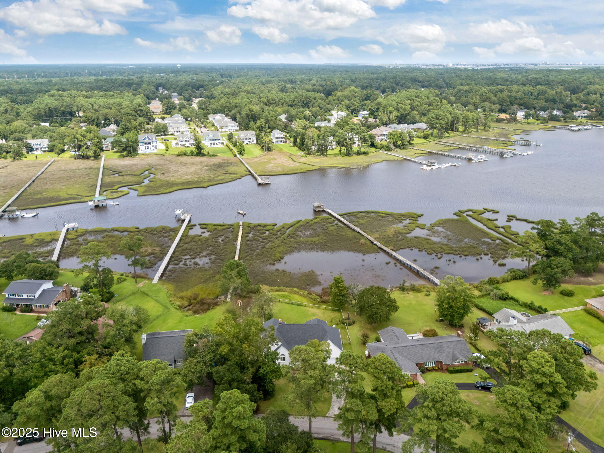 406 Buccaneer Road Wilmington, NC 28409 - Photo 7 of 24 8-web-or-mls-DJI_20250813141303_0137_D