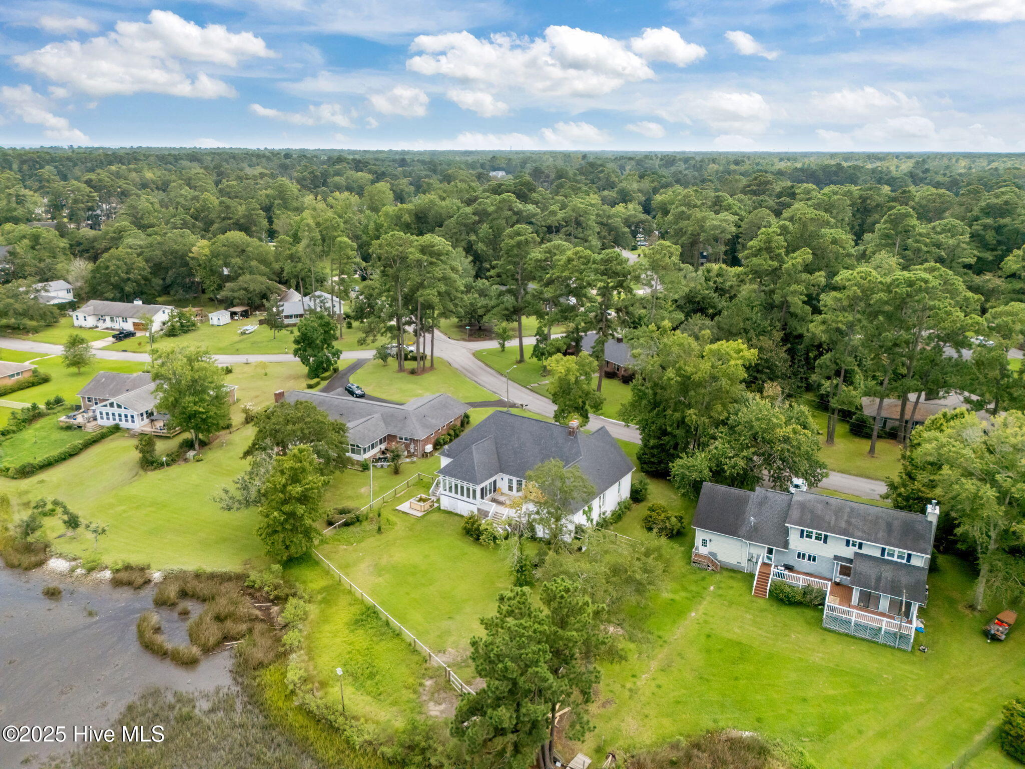 406 Buccaneer Road Wilmington, NC 28409 - Photo 10 of 24 11-web-or-mls-DJI_20250813141356_0140_D