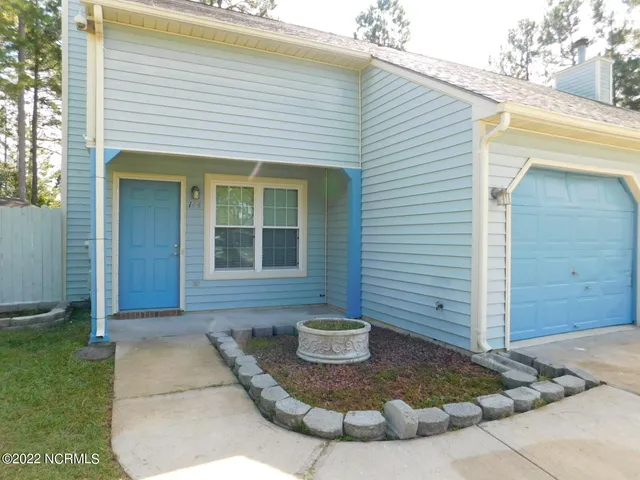 $1,350 | 144 Village Court, Havelock, NC 28532