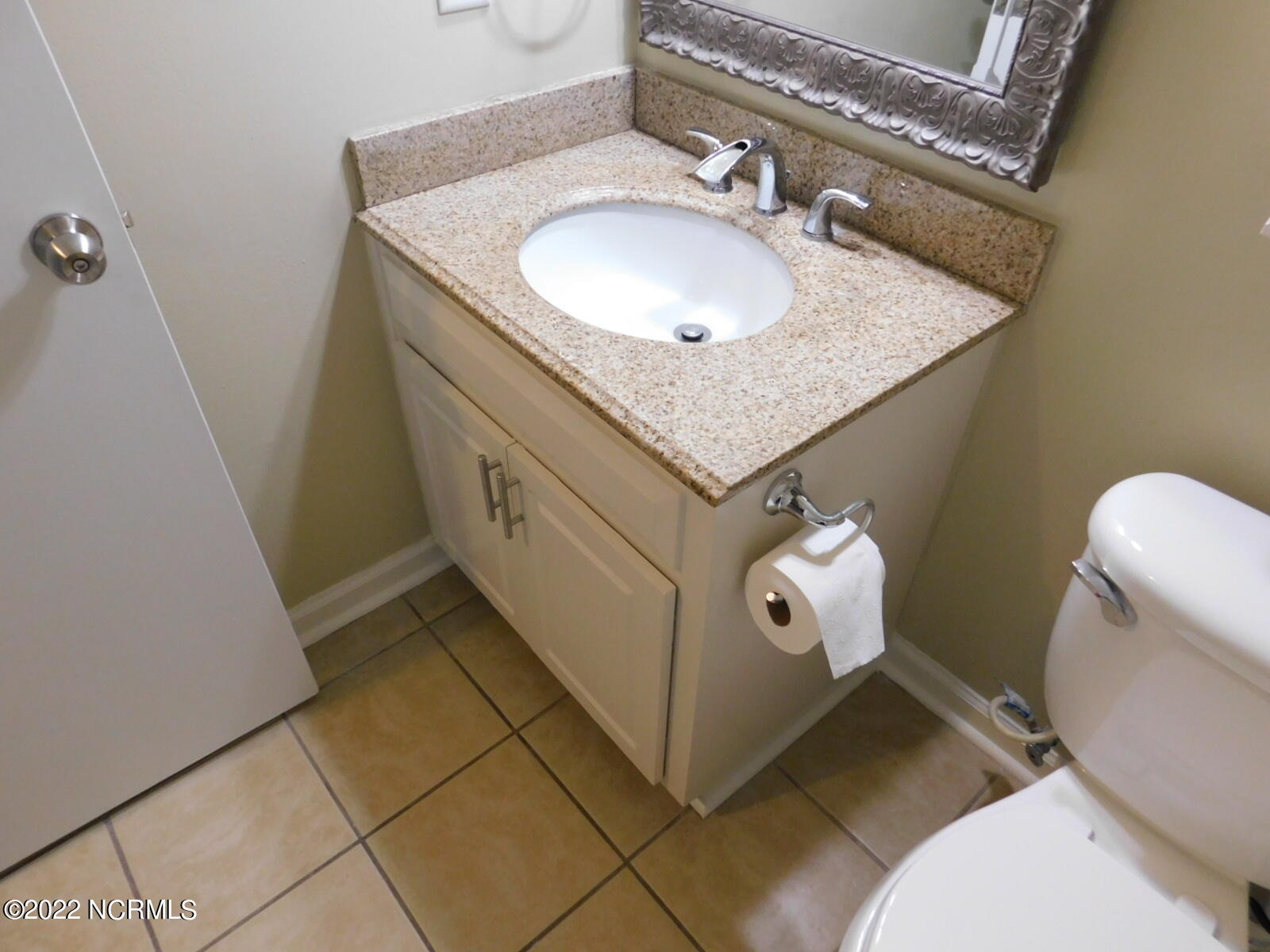 144 Village Court Havelock, NC 28532 - Photo 7 of 13 DSCN2878