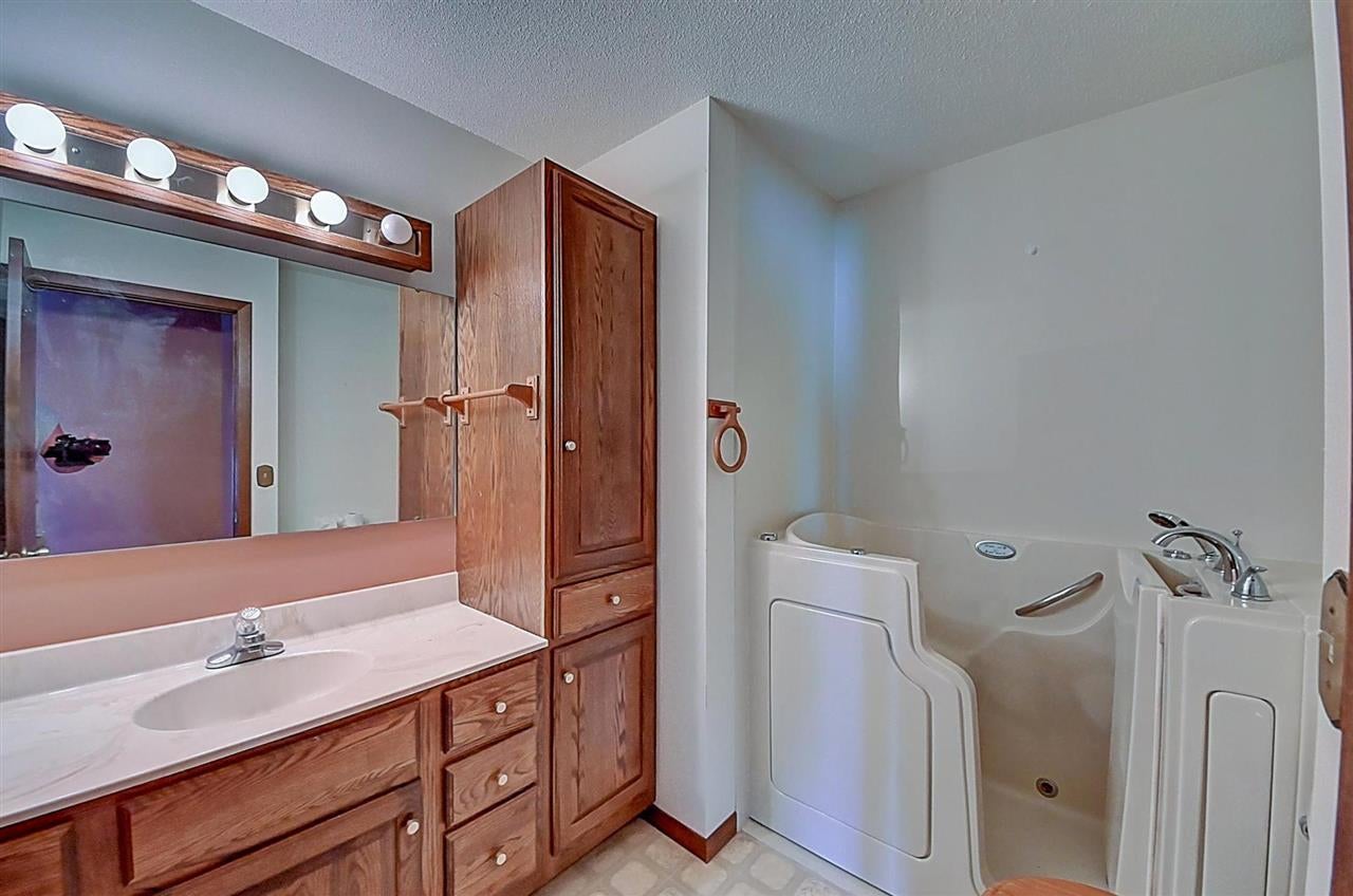 1199 Forest Home Road Montezuma, IA 50171 - Photo 20 of 35 Gallery Image 20