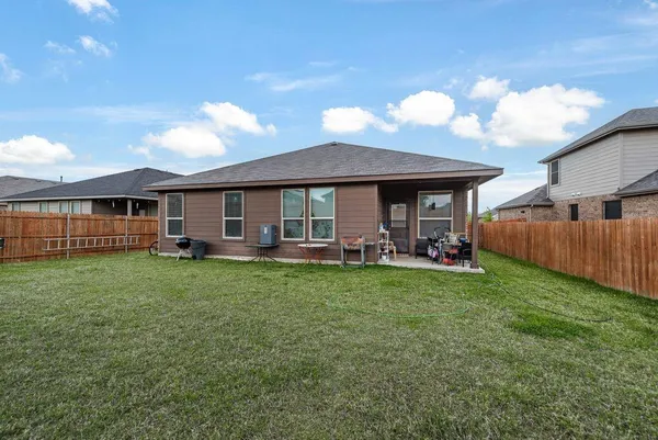 $285,000 | 1214 Pacifica Trail, Cleburne, TX 76033