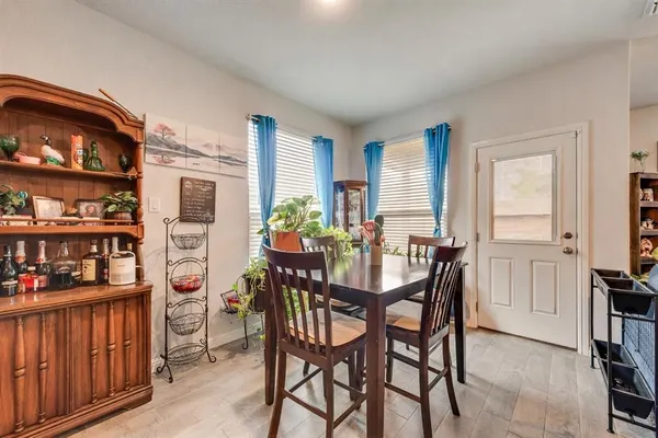 $285,000 | 1214 Pacifica Trail, Cleburne, TX 76033