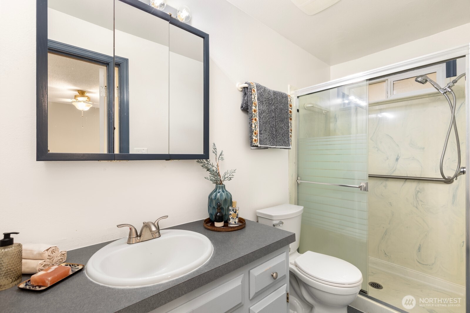 12740 Southeast 167th Street Renton, WA 98058 - Photo 16 of 31 Gallery Image 16