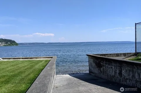 $119,000 | 8042 Island Court, Clinton, WA 98236