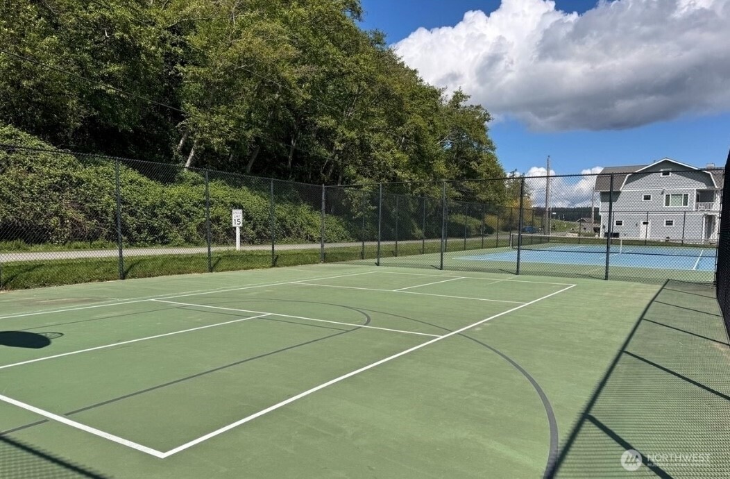 8042 Island Court Clinton, WA 98236 - Photo 16 of 20