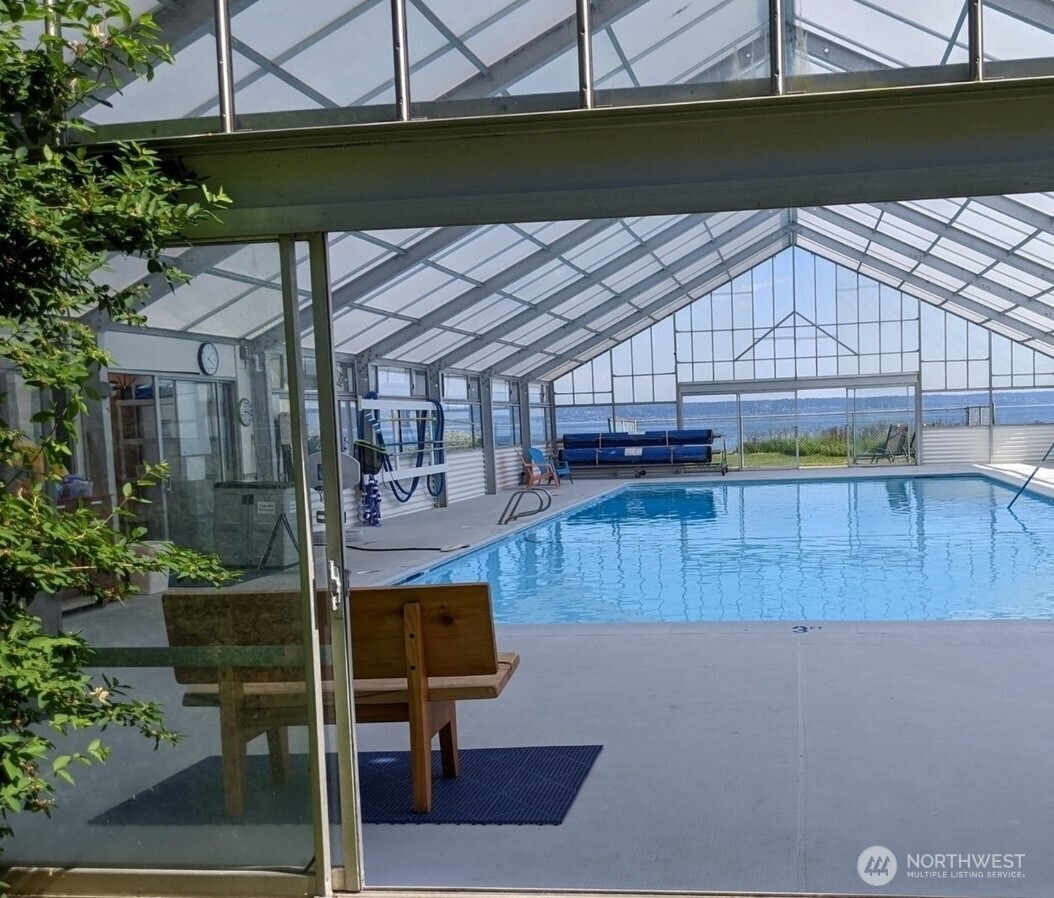 8042 Island Court Clinton, WA 98236 - Photo 18 of 20