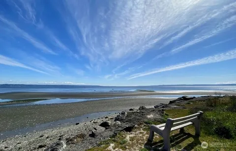 $119,000 | 8042 Island Court, Clinton, WA 98236