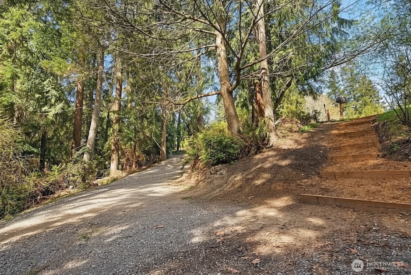 8042 Island Court Clinton, WA 98236 - Photo 3 of 20