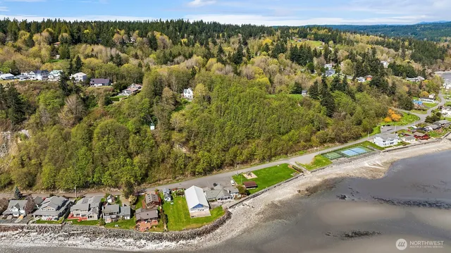 $135,000 | 8042 Island Court, Clinton, WA 98236