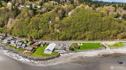 $119,000 | 8042 Island Court, Clinton, WA 98236