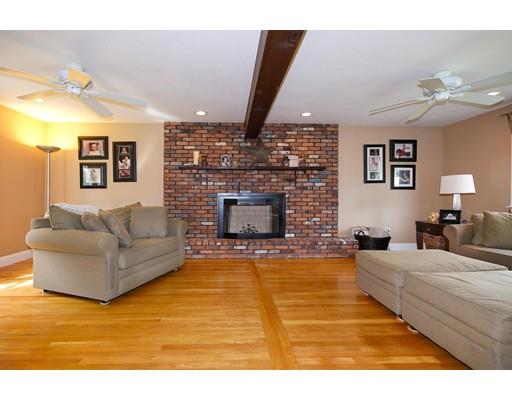 3 Connolly Road Billerica, MA 01821 - Photo 8 of 28 Gallery Image 8