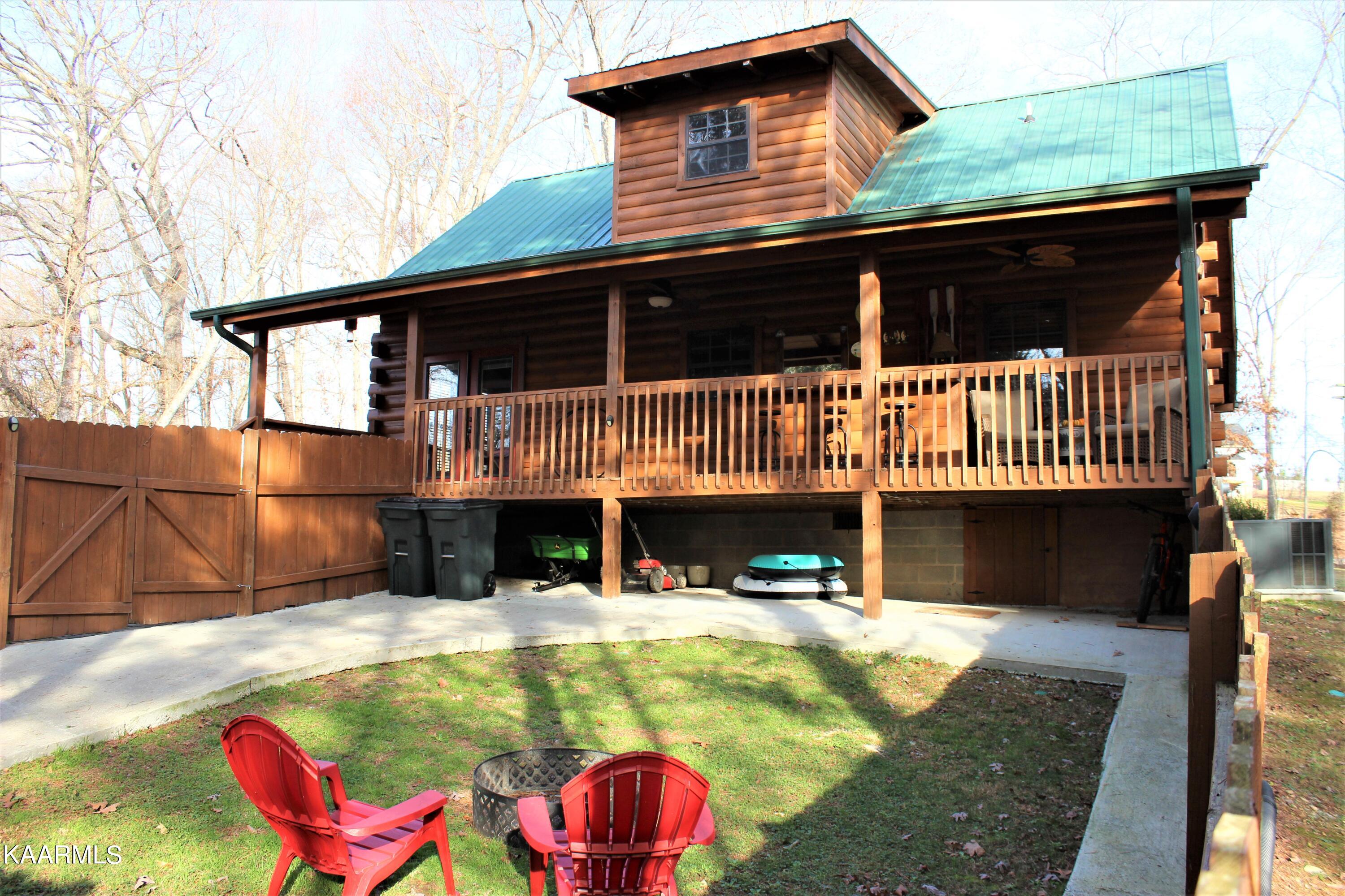 194 Cherokee Cove Rutledge, TN 37861 - Photo 8 of 38 Back 2