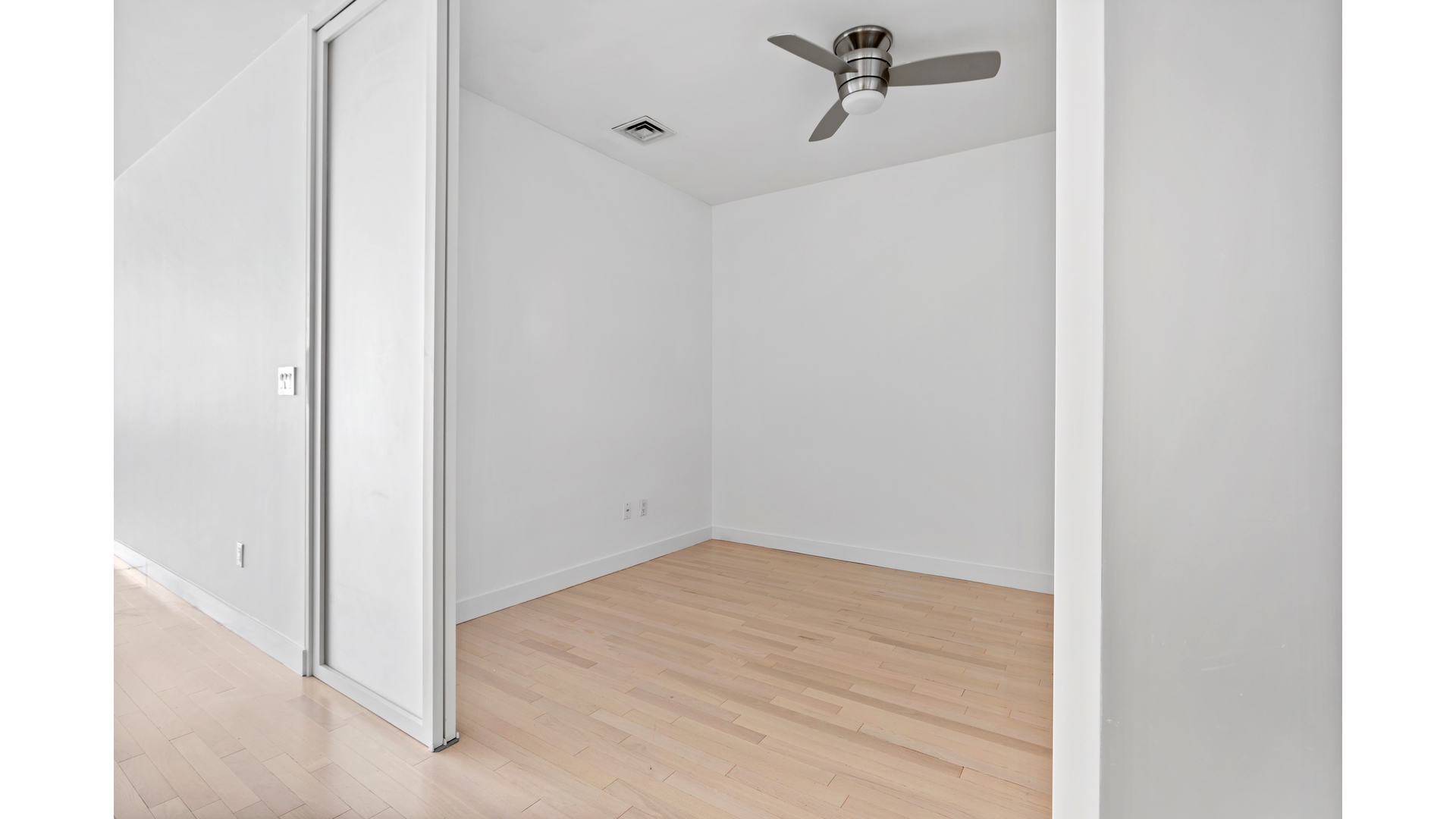 60 West 20th Street, Unit 5D Manhattan, NY 10011 - Photo 11 of 18