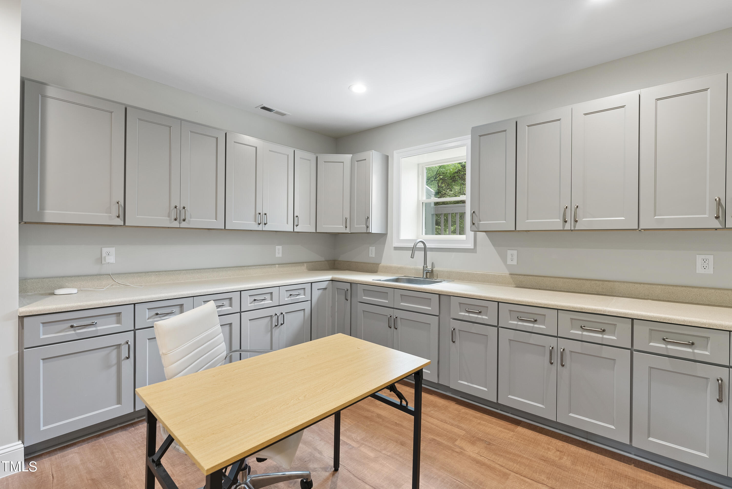 3013 Churchill Road Raleigh, NC 27607 - Photo 38 of 50 DSC02632