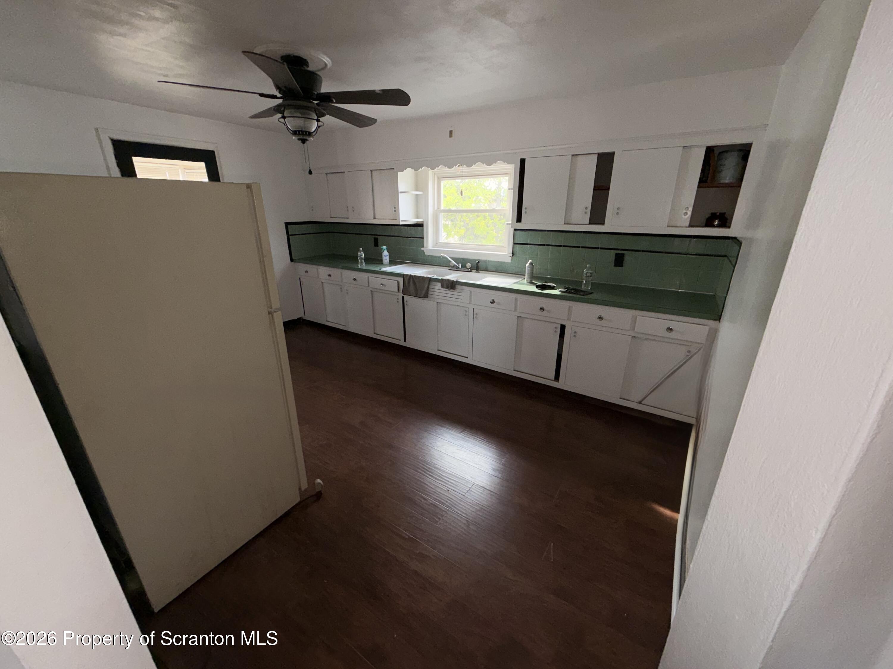 149 Tompkins Street, Unit 2 Pittston, PA 18640 - Photo 4 of 13 Kitchen